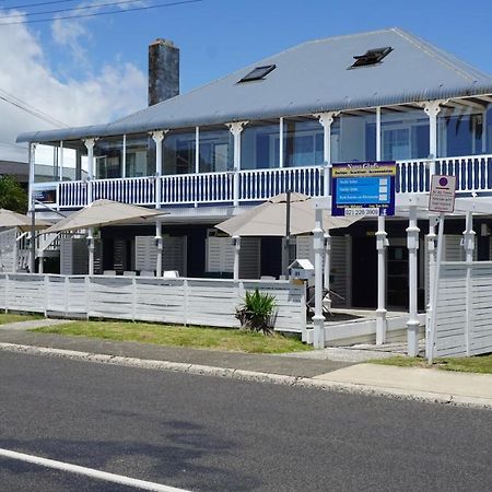 Nana Glads Beachfront Accommodation Whitianga Exterior photo