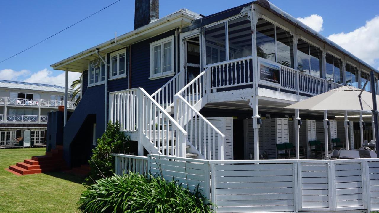 Nana Glads Beachfront Accommodation Whitianga Exterior photo